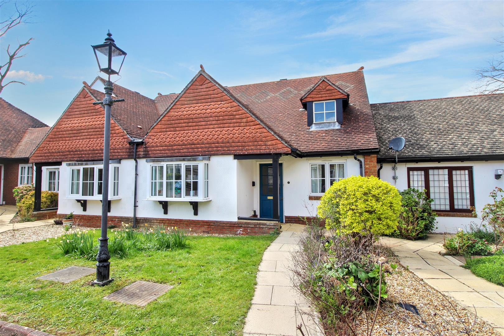 2 bed property in Park Lane, Reading